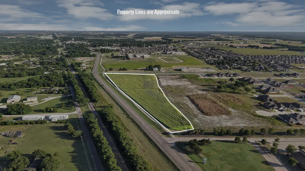 N Waco Street Van Alstyne, TX 75495
