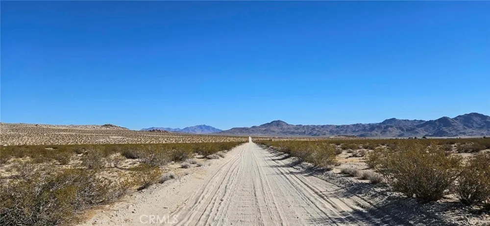 800 Green Rock Mine Rd. Near Lucerne Valley, CA 92356
