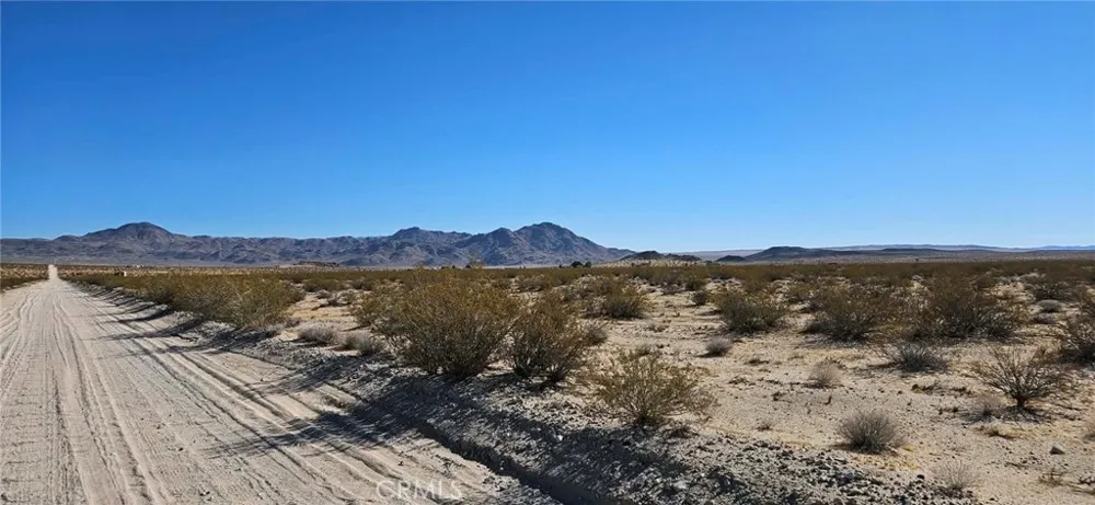 800 Green Rock Mine Rd. Near Lucerne Valley, CA 92356