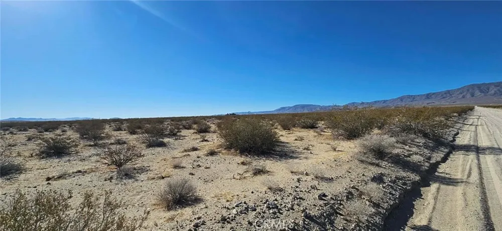 800 Green Rock Mine Rd. Near Lucerne Valley, CA 92356