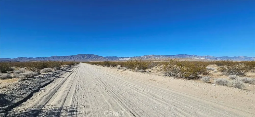 800 Green Rock Mine Rd. Near Lucerne Valley, CA 92356