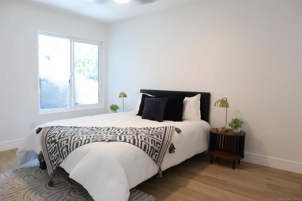 15229 Andorra Way San Diego, CA 92129