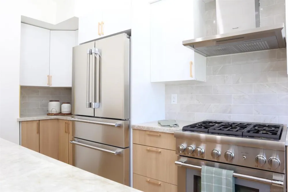 15229 Andorra Way San Diego, CA 92129