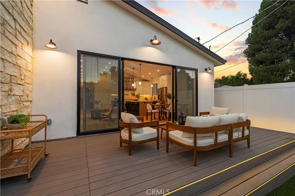 17337 Tiara Street Encino, CA 91316
