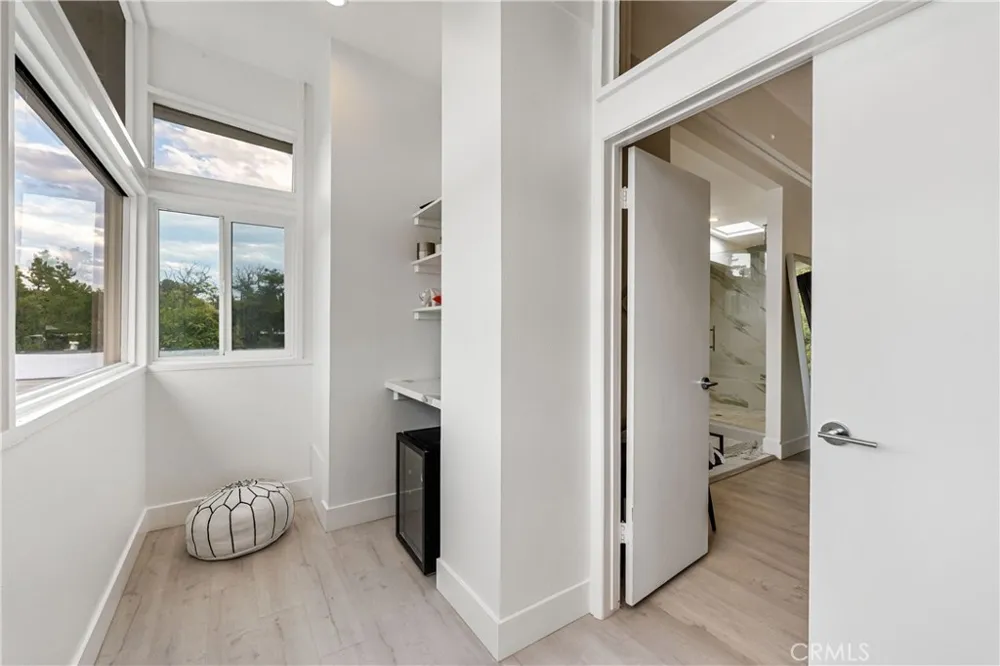 17042 Lisette Granada Hills, CA 91344