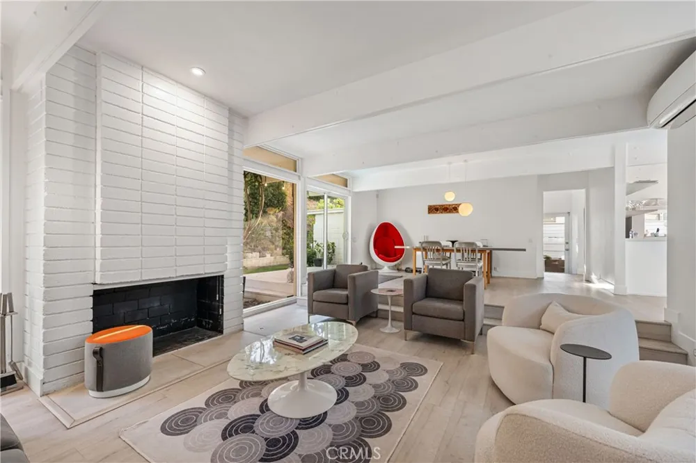 17042 Lisette Granada Hills, CA 91344