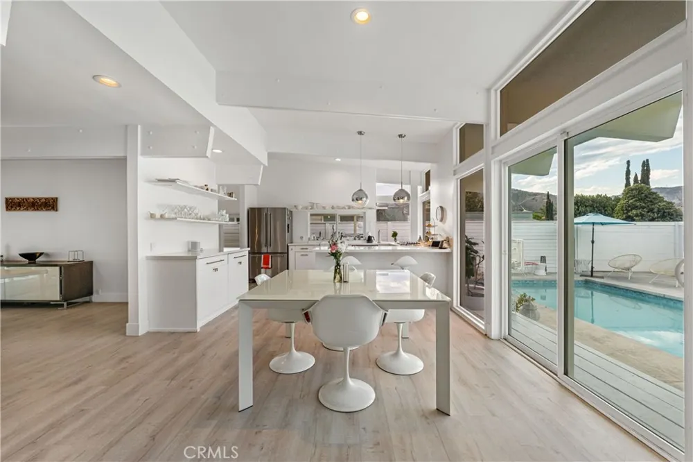 17042 Lisette Granada Hills, CA 91344