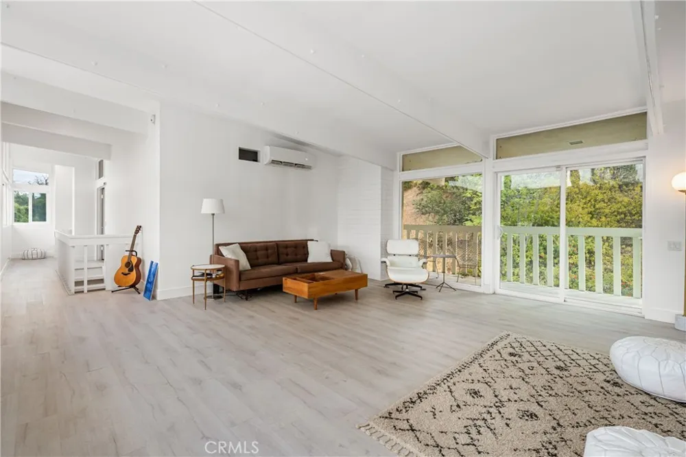 17042 Lisette Granada Hills, CA 91344