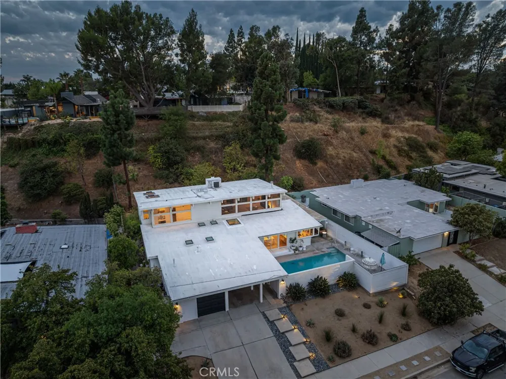 17042 Lisette Granada Hills, CA 91344