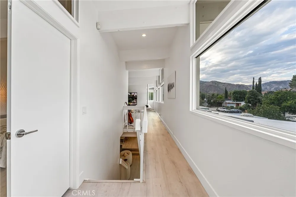 17042 Lisette Granada Hills, CA 91344