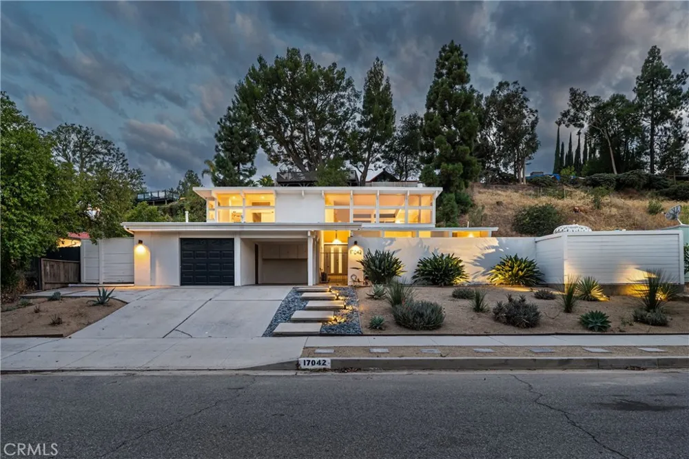 17042 Lisette Granada Hills, CA 91344