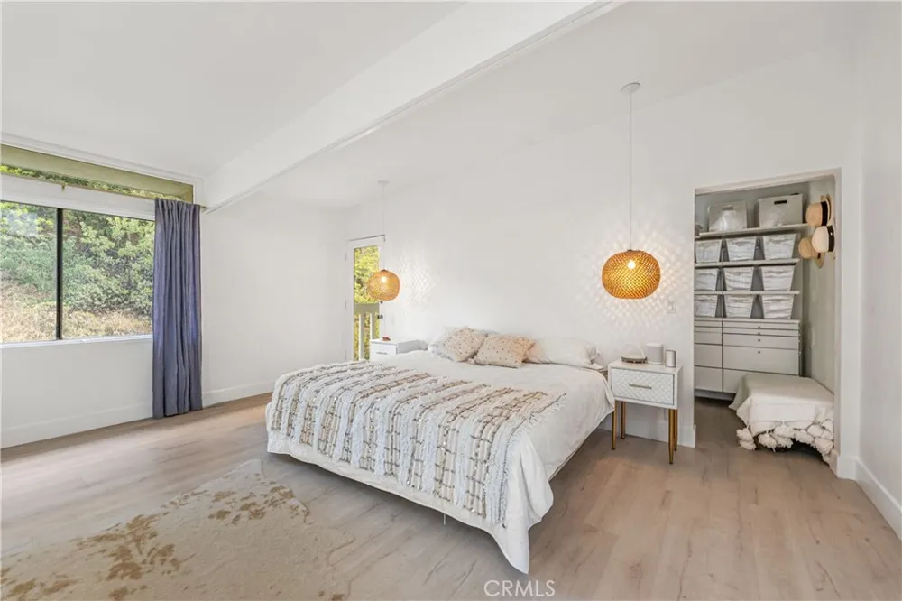 17042 Lisette Granada Hills, CA 91344