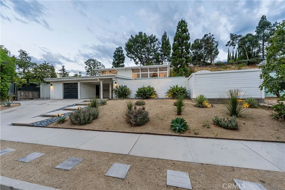 17042 Lisette Granada Hills, CA 91344