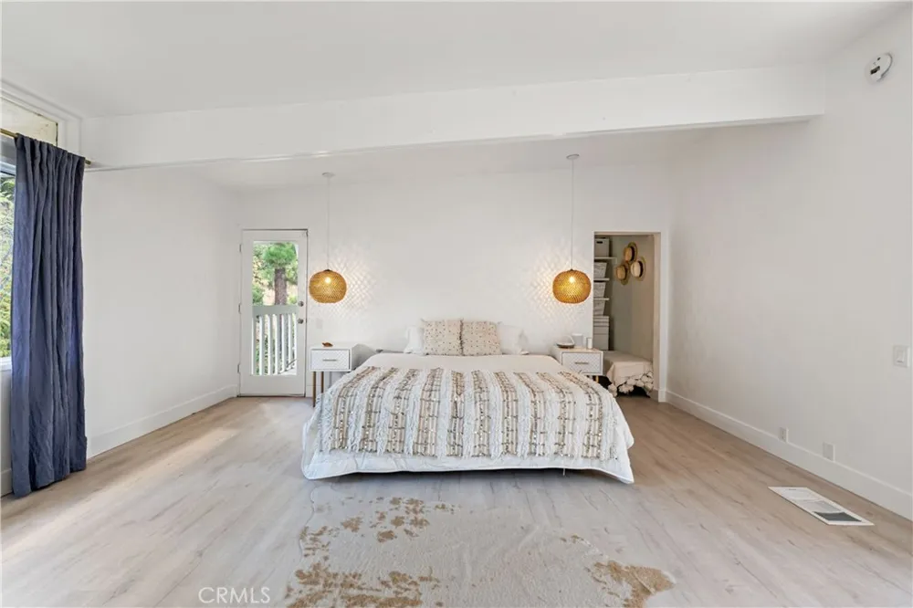 17042 Lisette Granada Hills, CA 91344