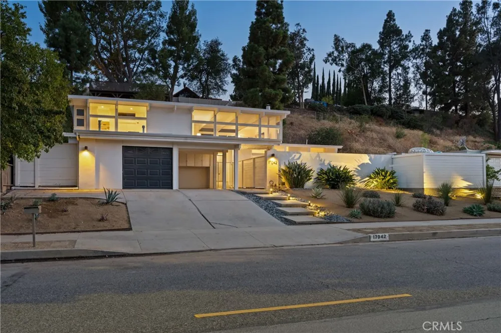 17042 Lisette Granada Hills, CA 91344