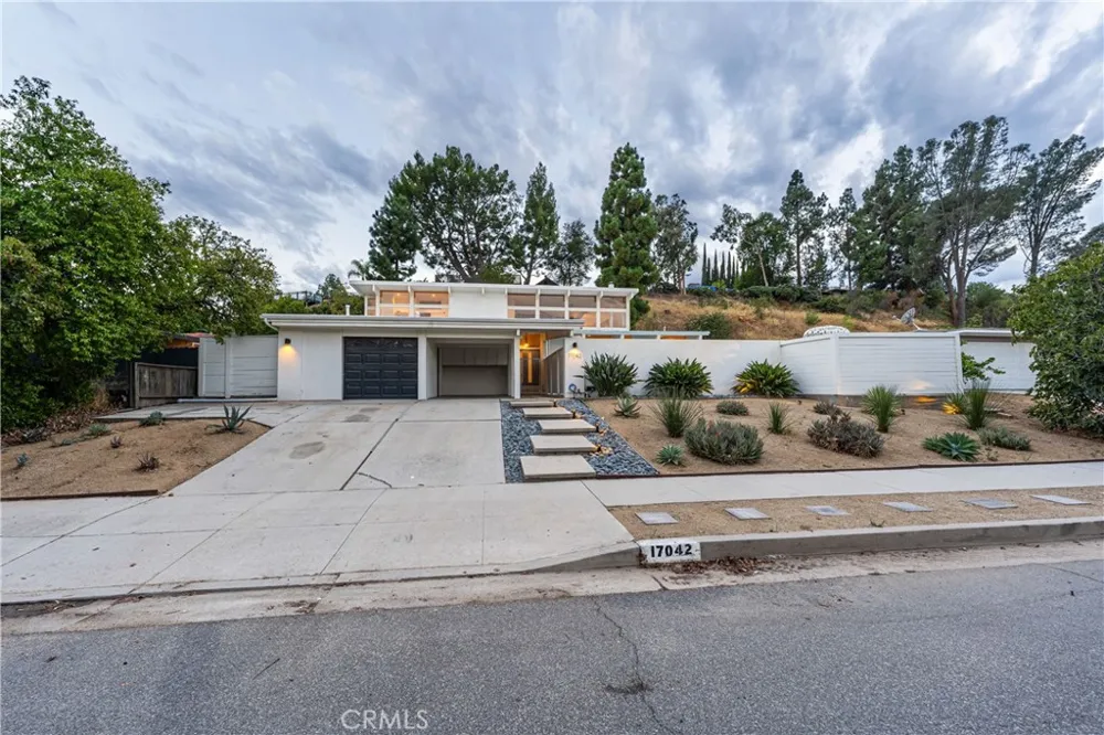17042 Lisette Granada Hills, CA 91344