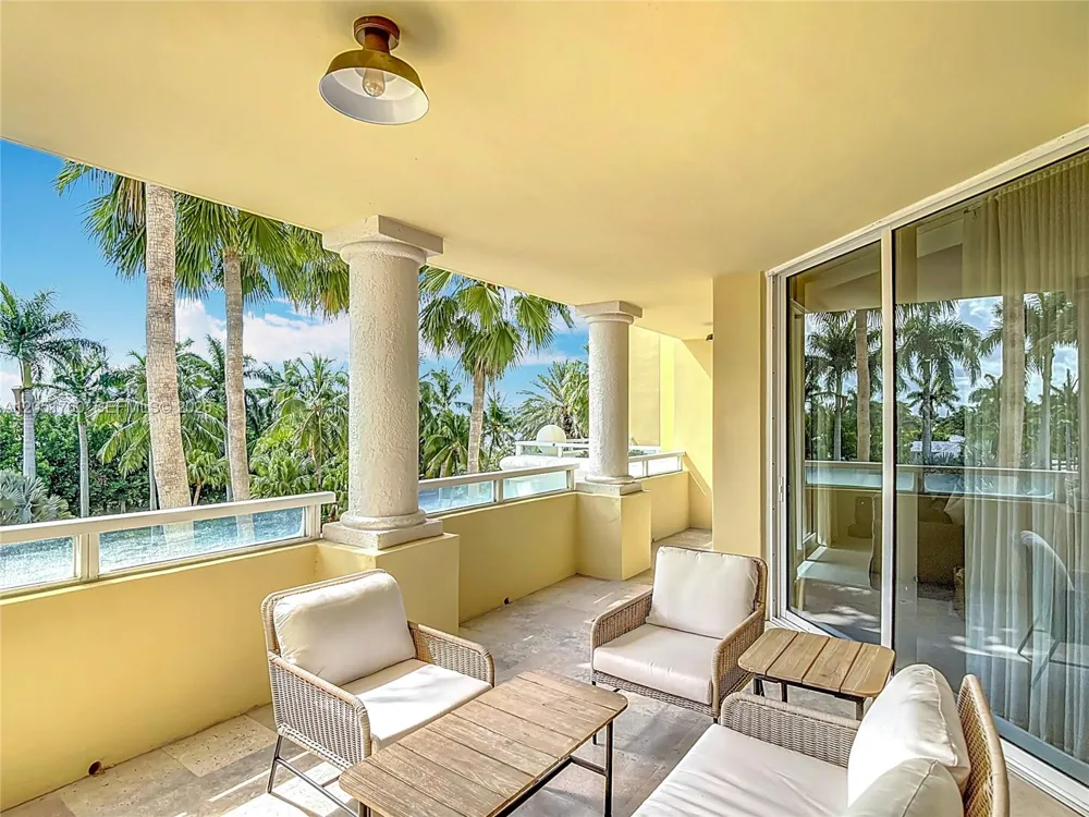 445 Grand Bay Dr #418 Key Biscayne, FL 33149