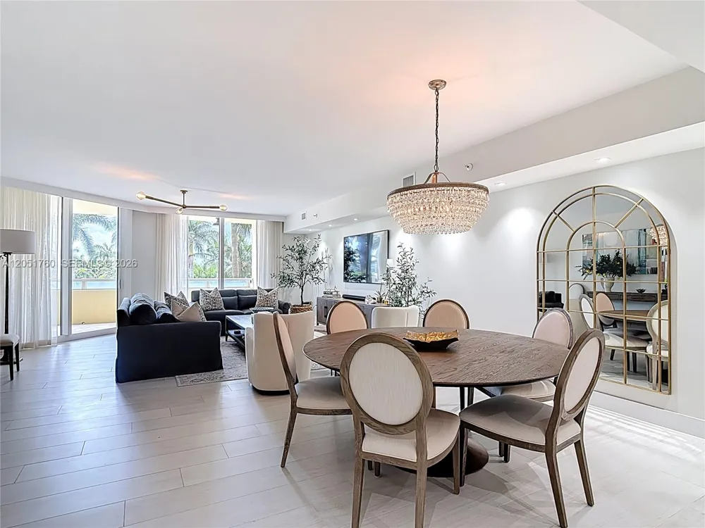 445 Grand Bay Dr #418 Key Biscayne, FL 33149