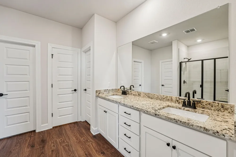 517 W Luna Blue Lane Jarrell, TX 76537