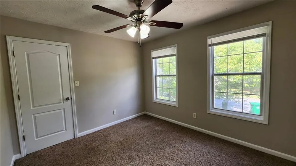 3049 Winding Grove Drive Lithonia, GA 30038