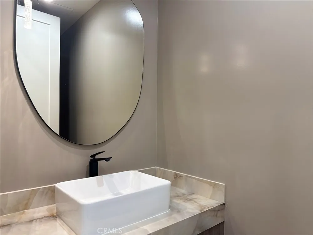 4121 Lafayette Place #A Culver City, CA 90232