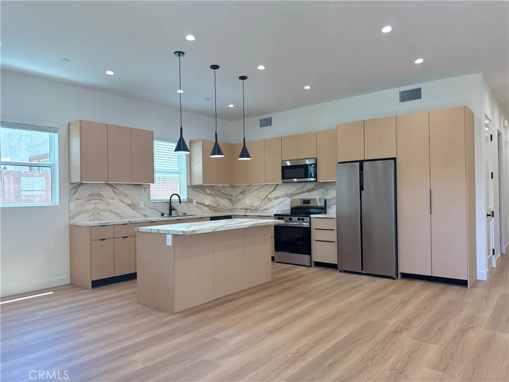 4121 Lafayette Place #A Culver City, CA 90232