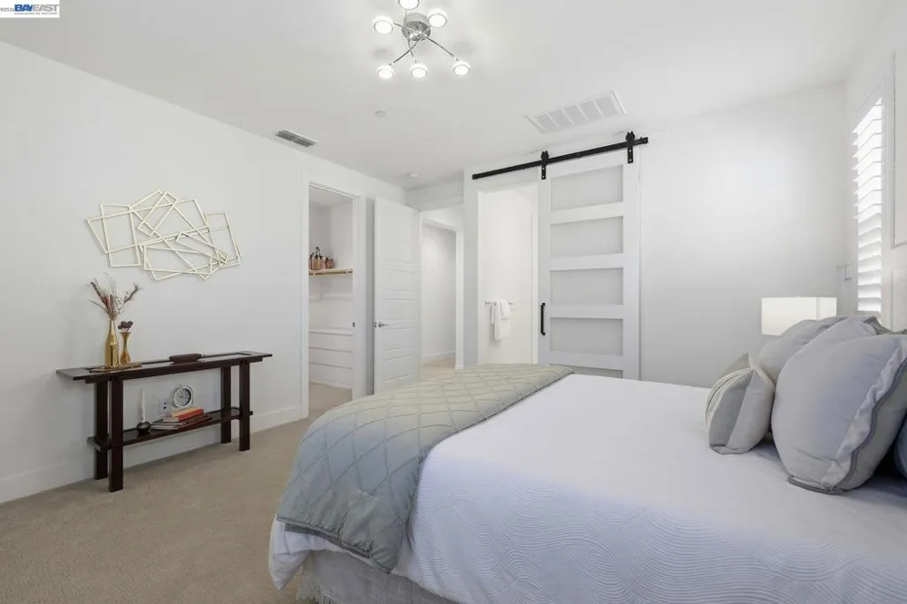 7240 Carneros Ln Dublin, CA 94568