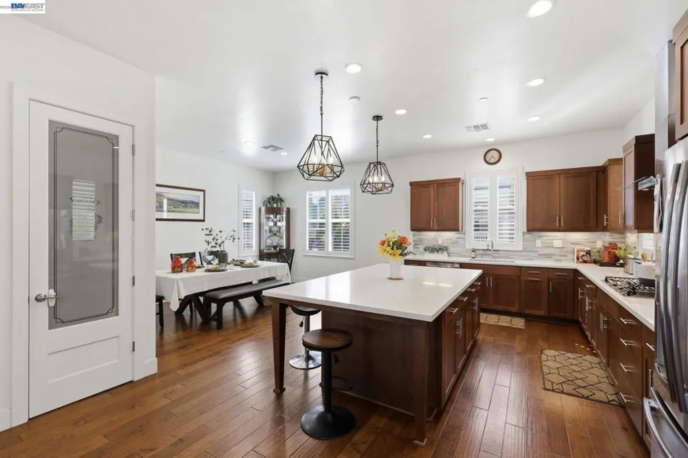 7240 Carneros Ln Dublin, CA 94568