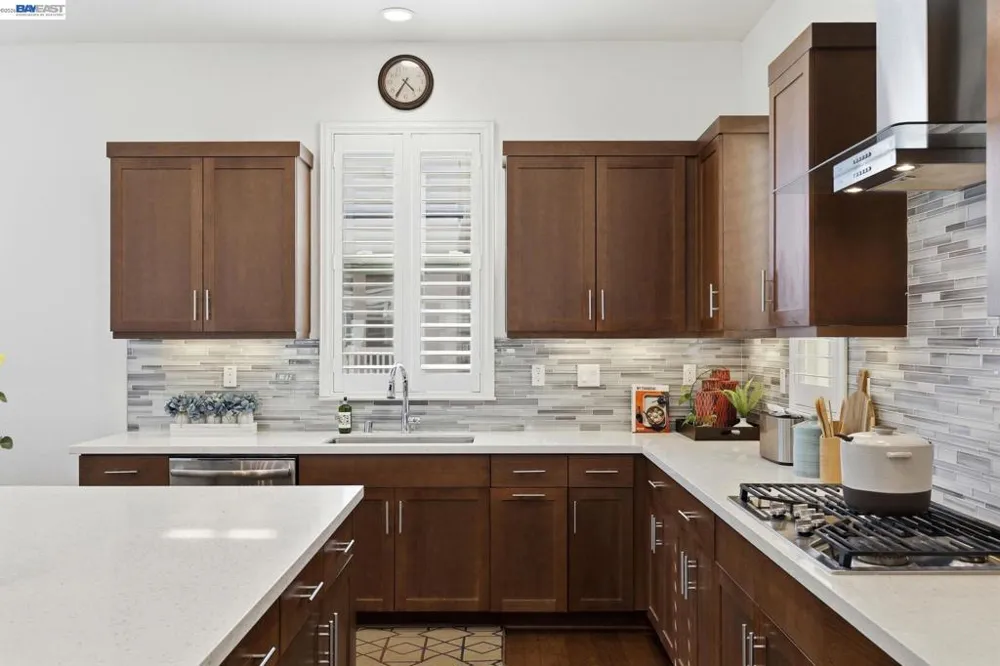 7240 Carneros Ln Dublin, CA 94568
