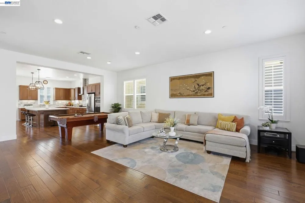 7240 Carneros Ln Dublin, CA 94568