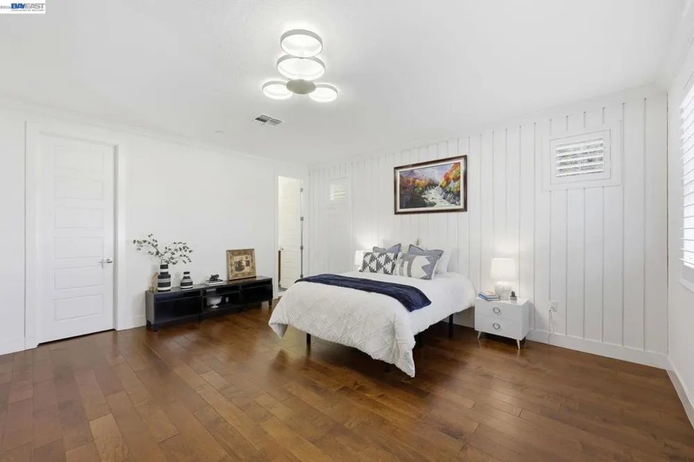 7240 Carneros Ln Dublin, CA 94568