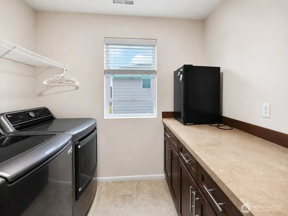 4960 S 325th Court Auburn, WA 98001