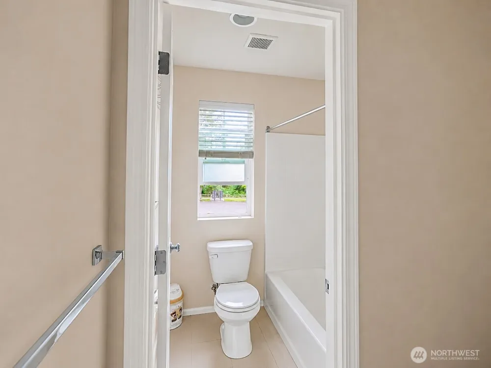 4960 S 325th Court Auburn, WA 98001