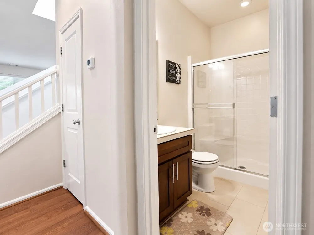 4960 S 325th Court Auburn, WA 98001