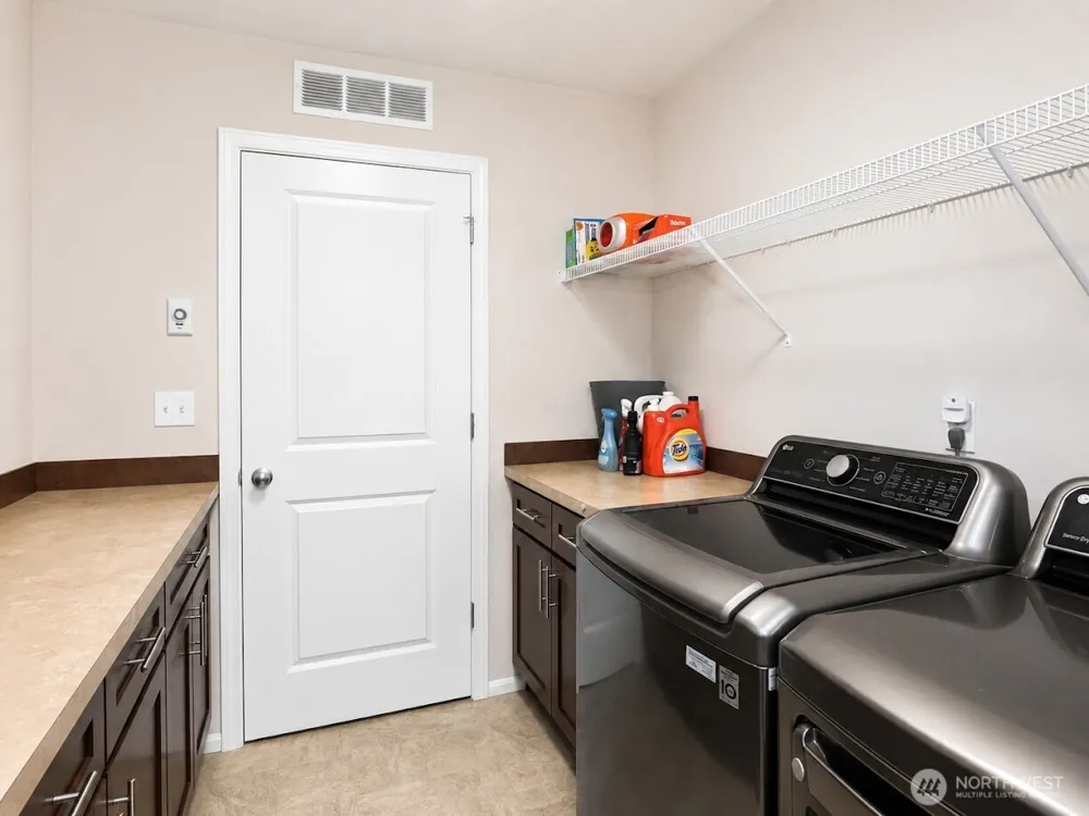 4960 S 325th Court Auburn, WA 98001