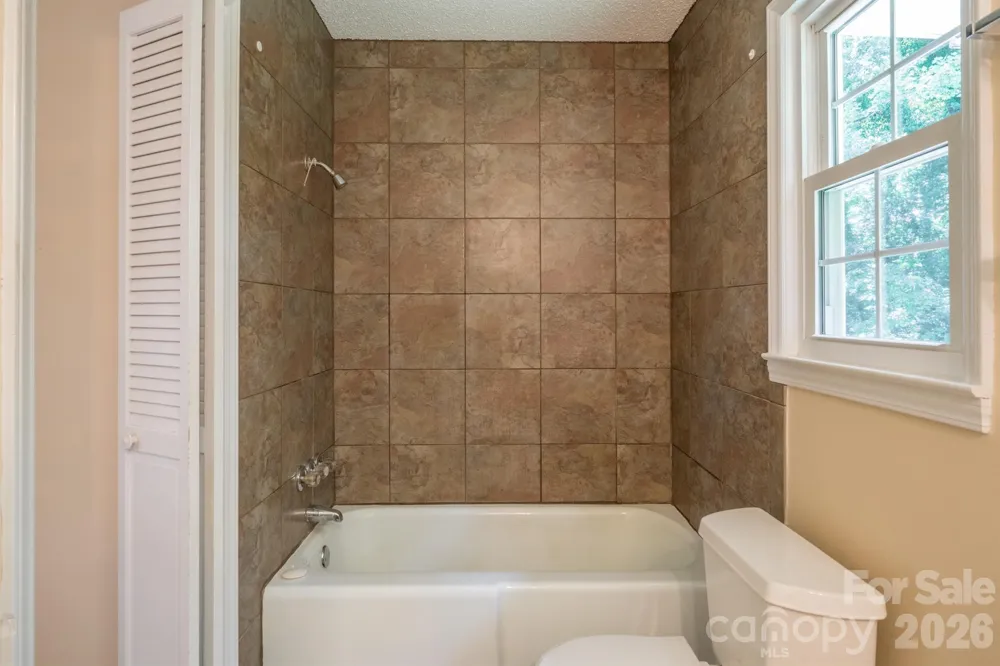 229 Rocky Lane Lincolnton, NC 28092