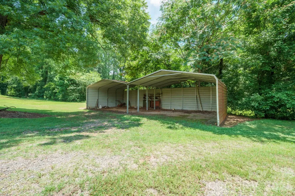 229 Rocky Lane Lincolnton, NC 28092