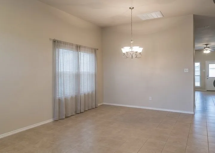 415 Harding Lavon, TX 75166