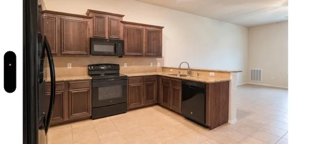 415 Harding Lavon, TX 75166