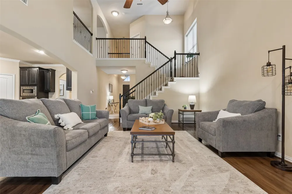 6844 San Luis Trail Fort Worth, TX 76131