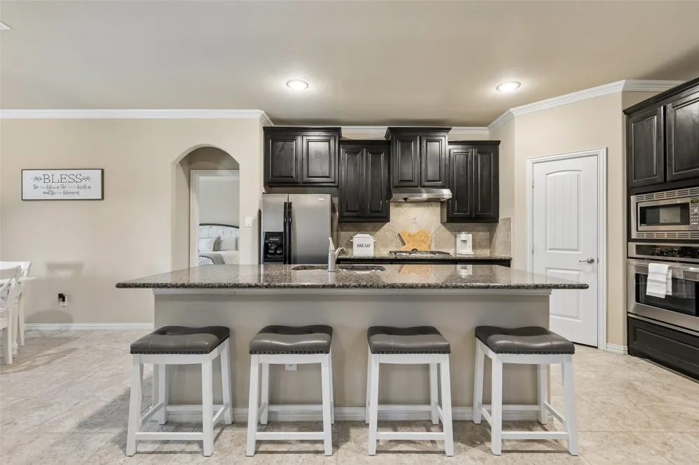 6844 San Luis Trail Fort Worth, TX 76131