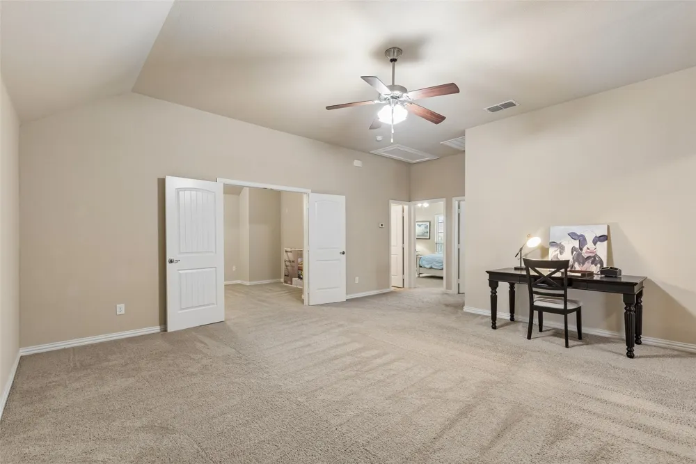 6844 San Luis Trail Fort Worth, TX 76131