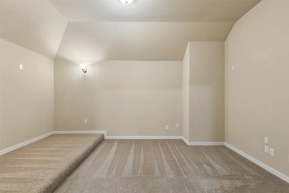6844 San Luis Trail Fort Worth, TX 76131