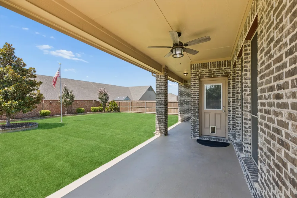 6844 San Luis Trail Fort Worth, TX 76131