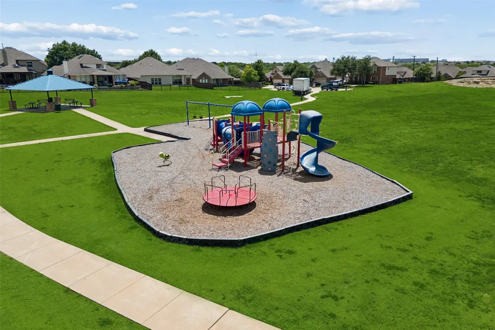 6844 San Luis Trail Fort Worth, TX 76131