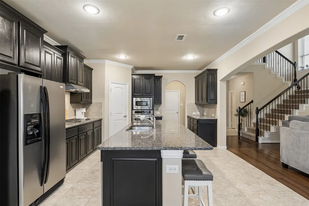 6844 San Luis Trail Fort Worth, TX 76131