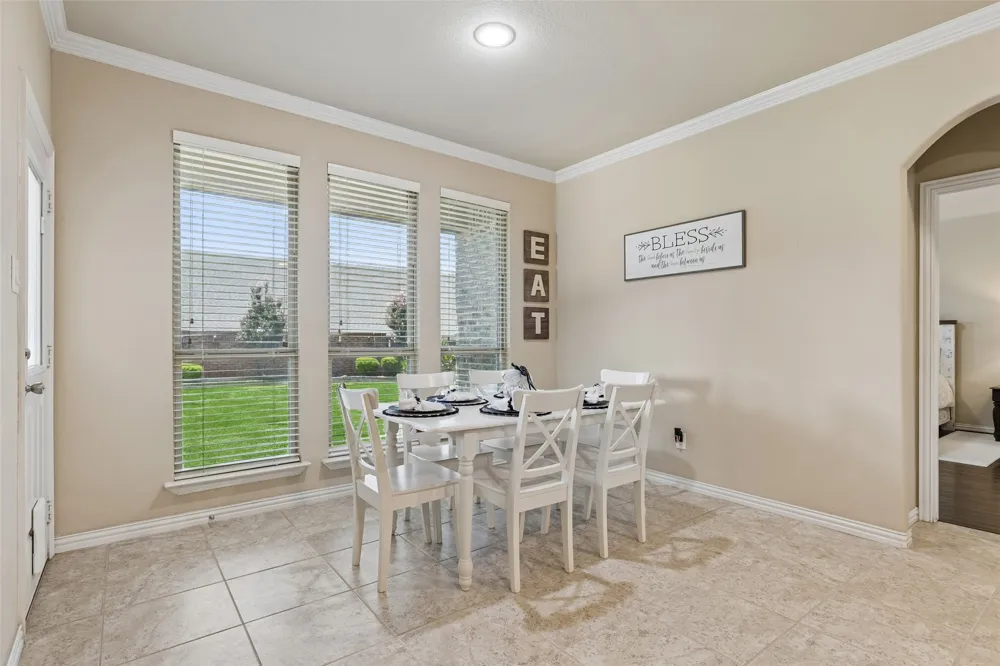 6844 San Luis Trail Fort Worth, TX 76131