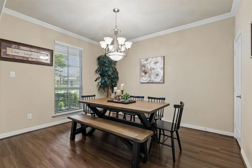6844 San Luis Trail Fort Worth, TX 76131