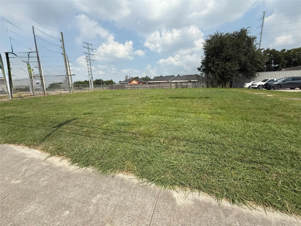 6517 Canal Street Houston, TX 77011