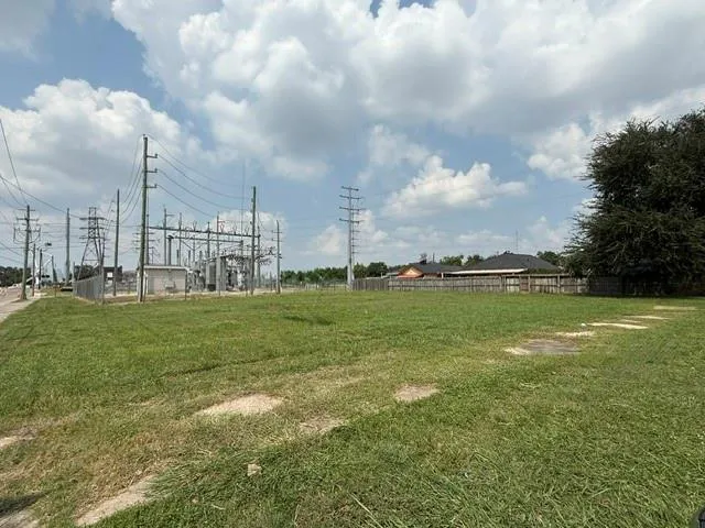 6517 Canal Street Houston, TX 77011